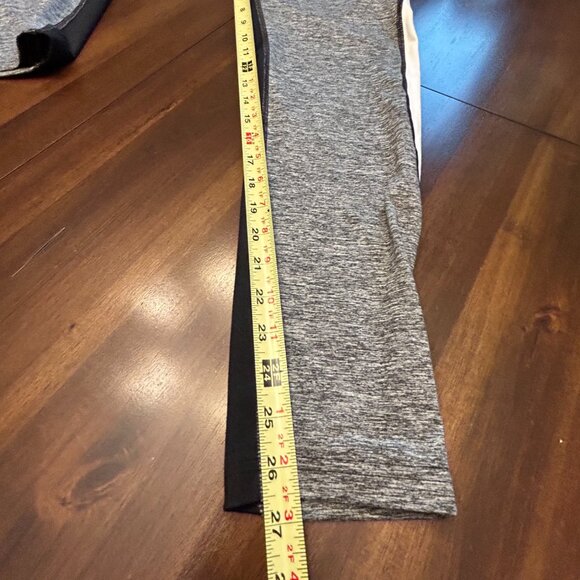 NWT Tek Gear Women's High Rise Athletic Legging Size Large Black White - Picture 9 of 16